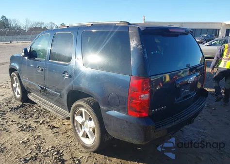 2007 Chevrolet Tahoe Ltz z USA, uszkodzony, nr VIN 1GNFC13057R150346